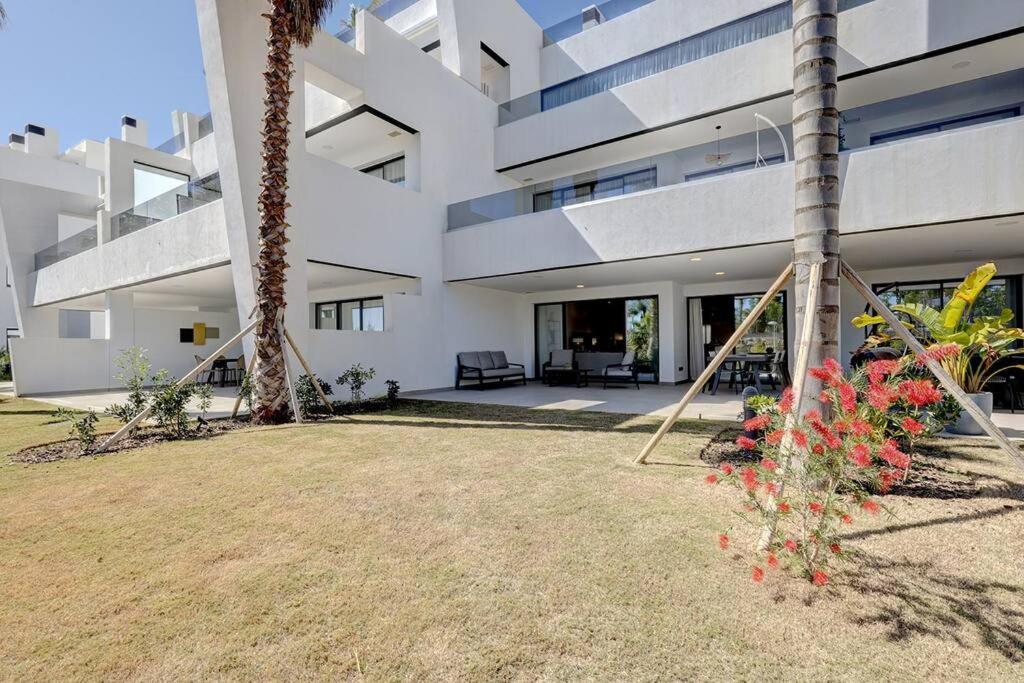 Ground Floor, 2 Bedroom @ Hills Apartment